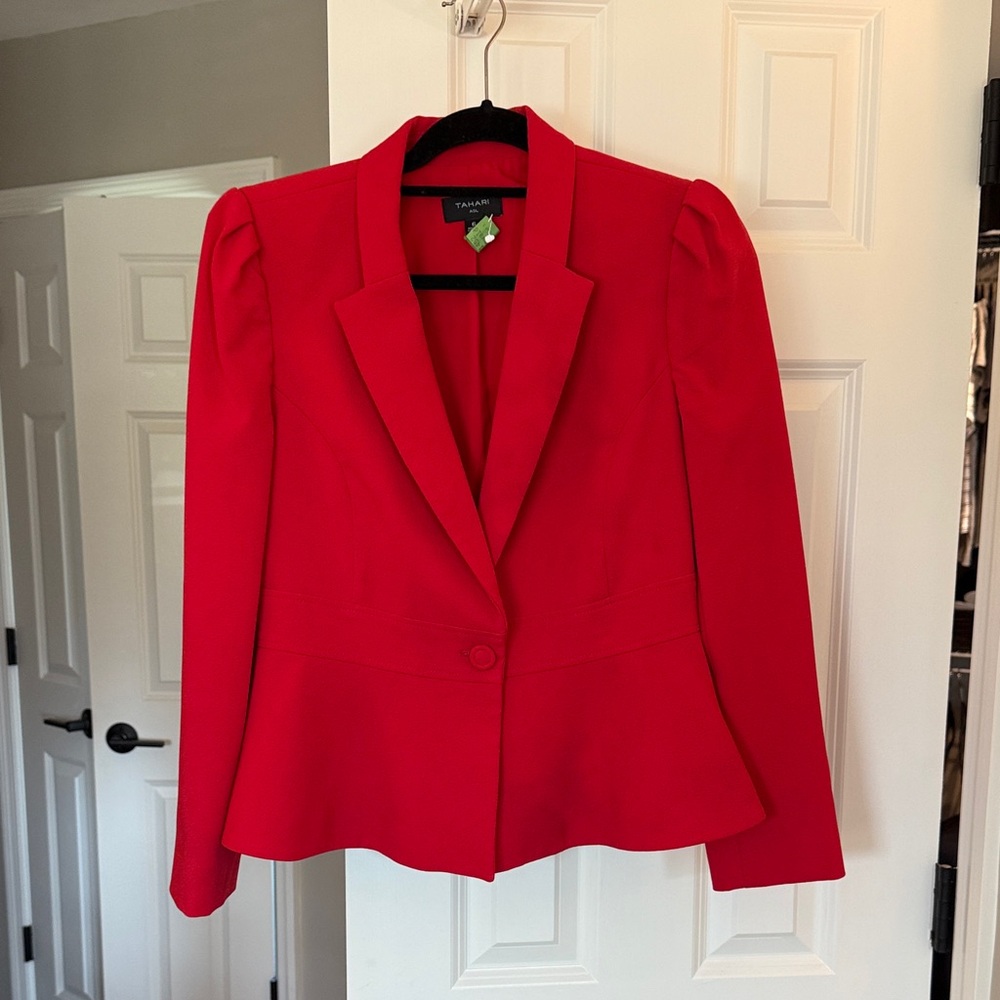 Tahari ASL Vibrant Red Blazer